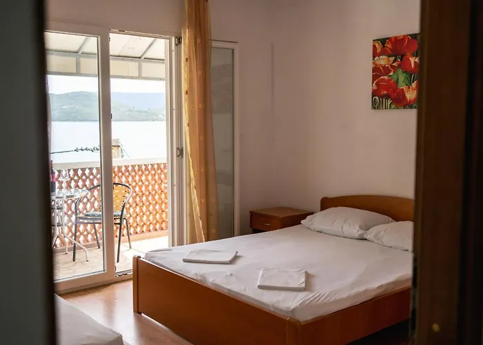 Pensionat Matijas - 20m From The
