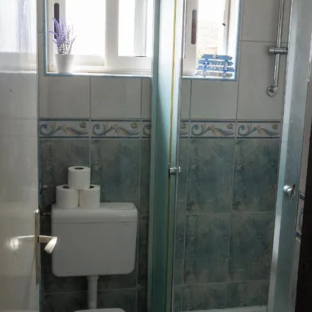 게스트하우스 Matijas - 20m From The 3*